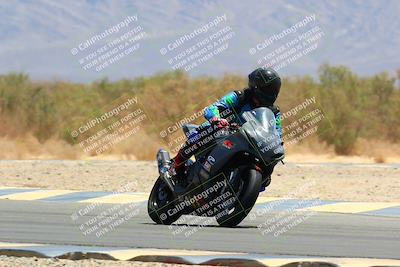 media/May-15-2022-SoCal Trackdays (Sun) [[33a09aef31]]/Turn 7 (1145am)/